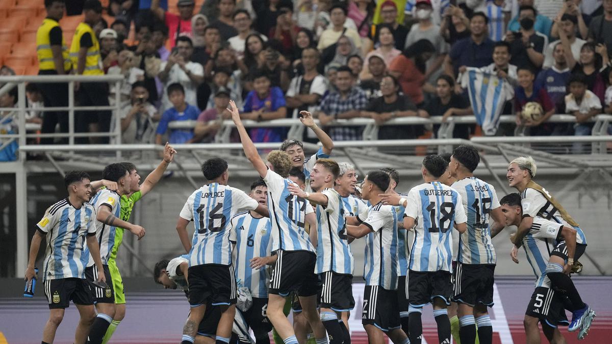 Who will Argentina face in the FIFA Under-17 World Cup semifinal after win over Brazil?