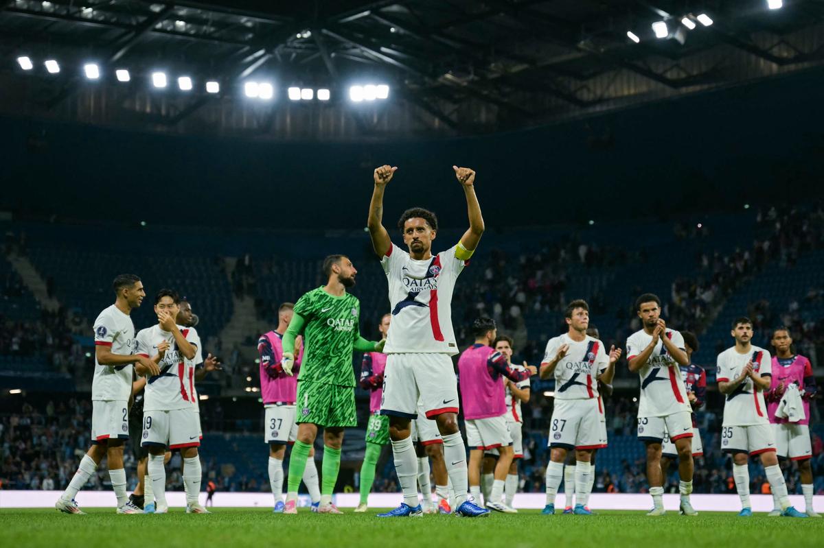 Right moves: PSG players acknowledge fans after a win against Le Havre.