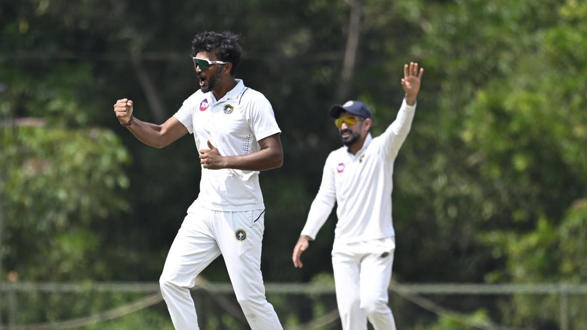 Ranji Trophy: Jalaj Saxena becomes first player to achieve 400 wickets-6000 runs double