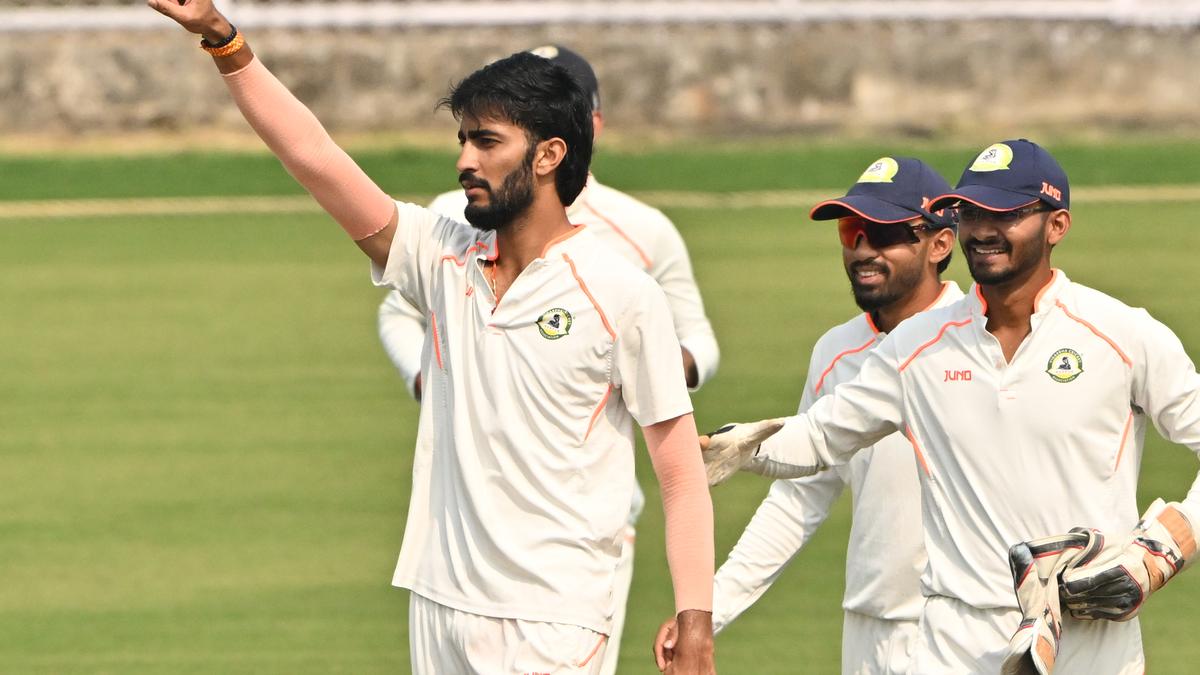 Ranji Trophy 2024-25: Vidarbha tightens its grip vs Tamil Nadu in battle of attrition