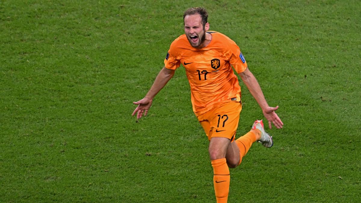 Netherlands’ Daley Blind announces international retirement