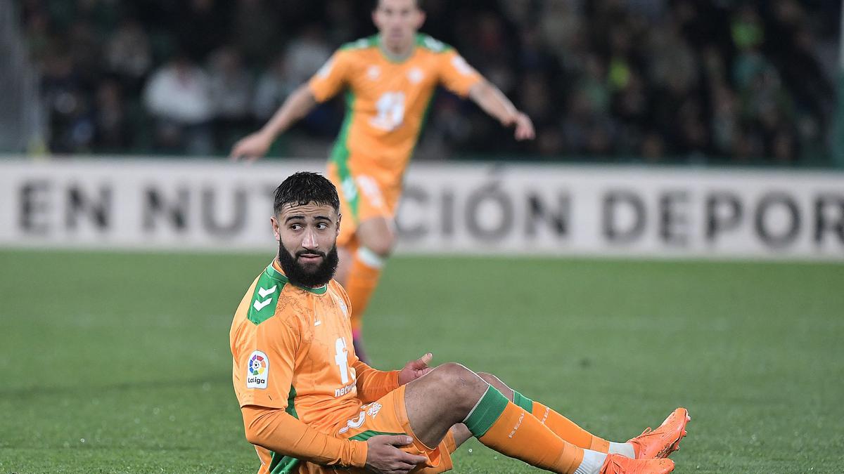 Real Betis playmaker Nabil Fekir out for season with knee injury