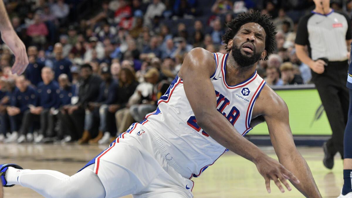 NBA: 76ers center Joel Embiid sidelined due to swelling in his left knee and will miss two games