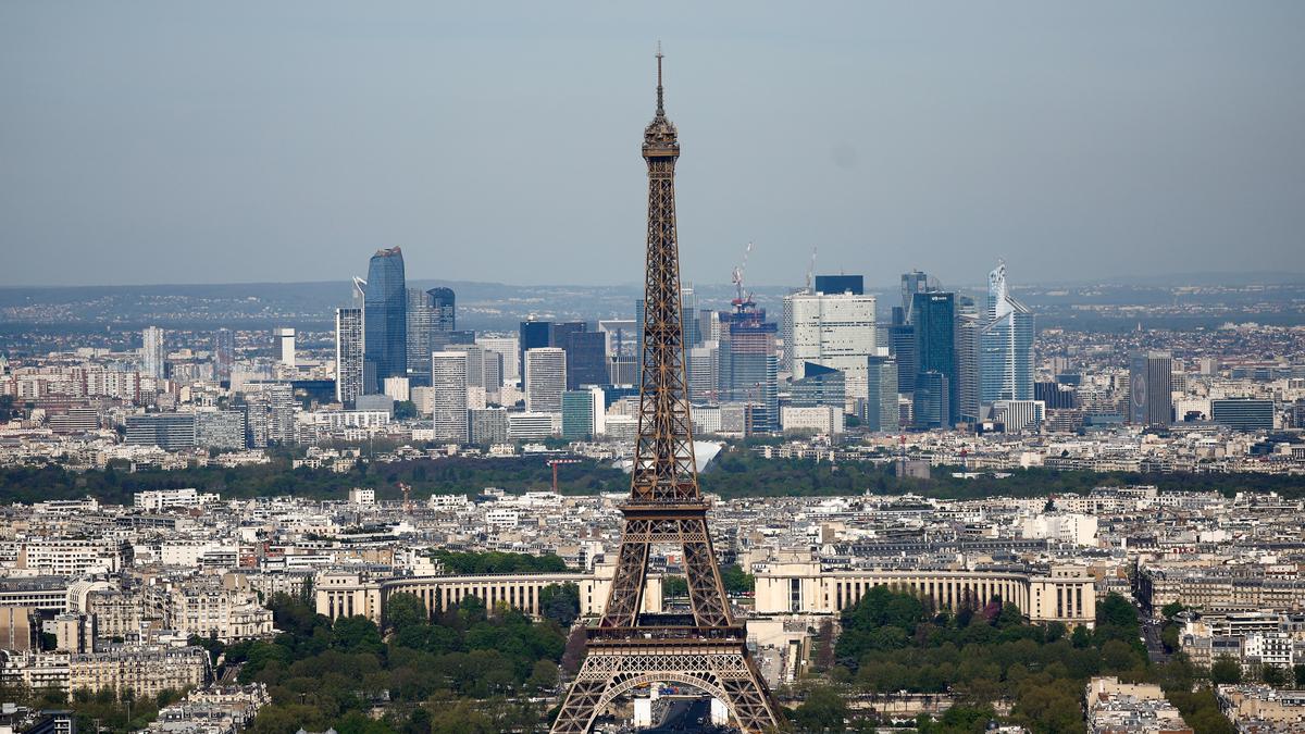 Paris 2024: Eiffel Tower countdown turns to 100 days to Olympics