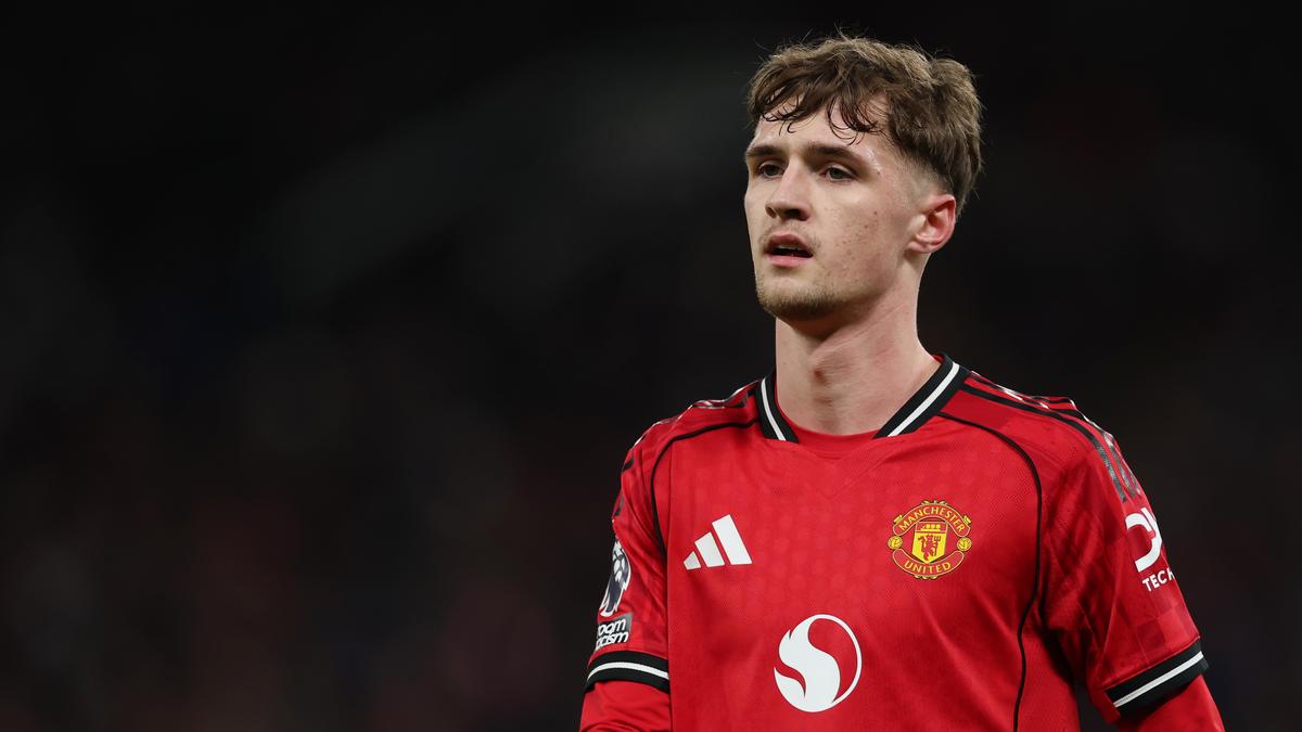 O adolescente do Man United, Jack Fletcher, pede desculpas por insultos homofóbicos