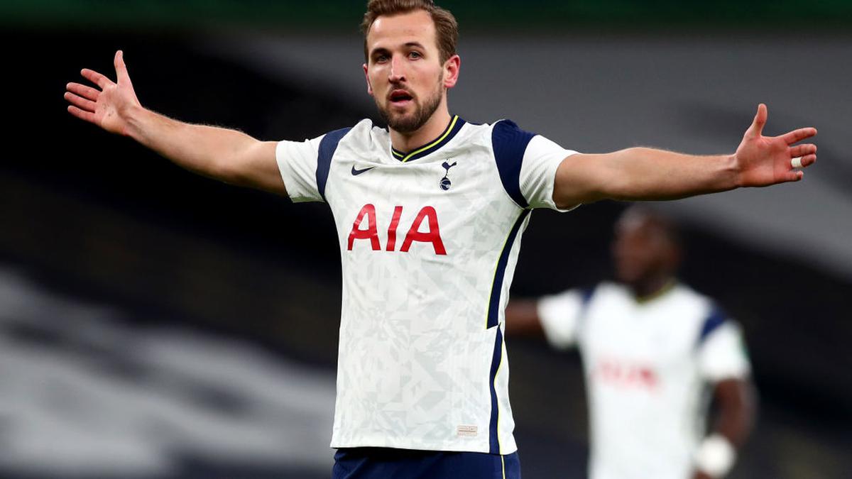 Harry Kane tells Spurs he wants to leave club before Euro 2020