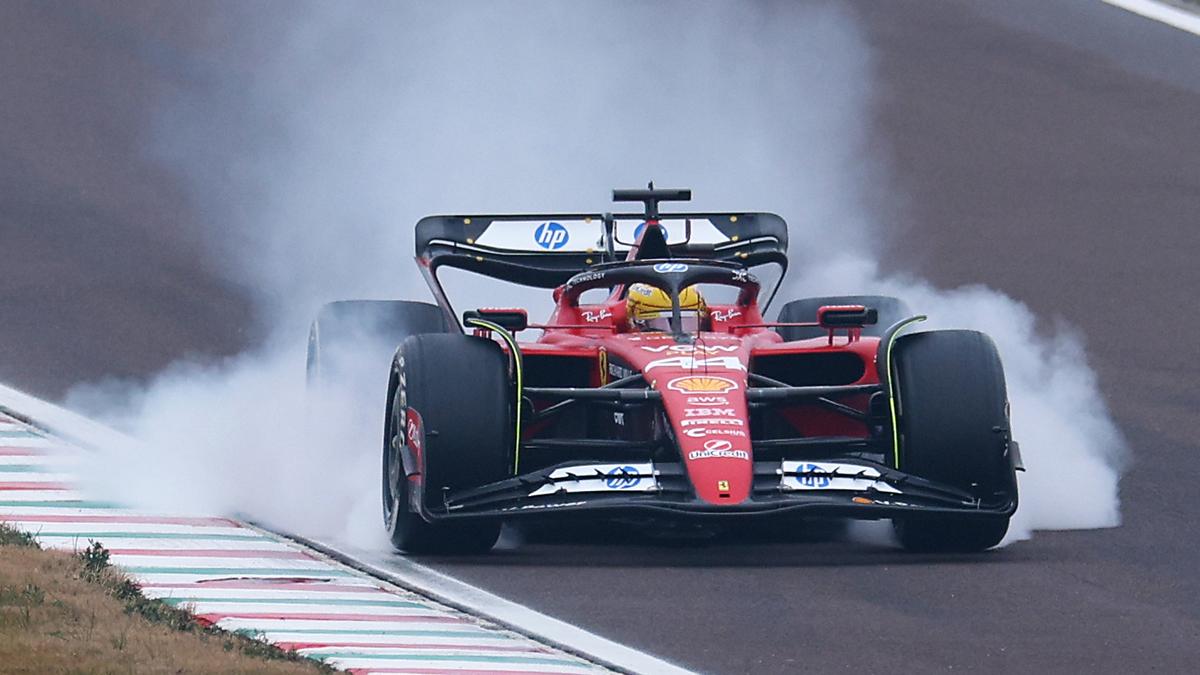 Lewis Hamilton crashes in second Ferrari F1 test