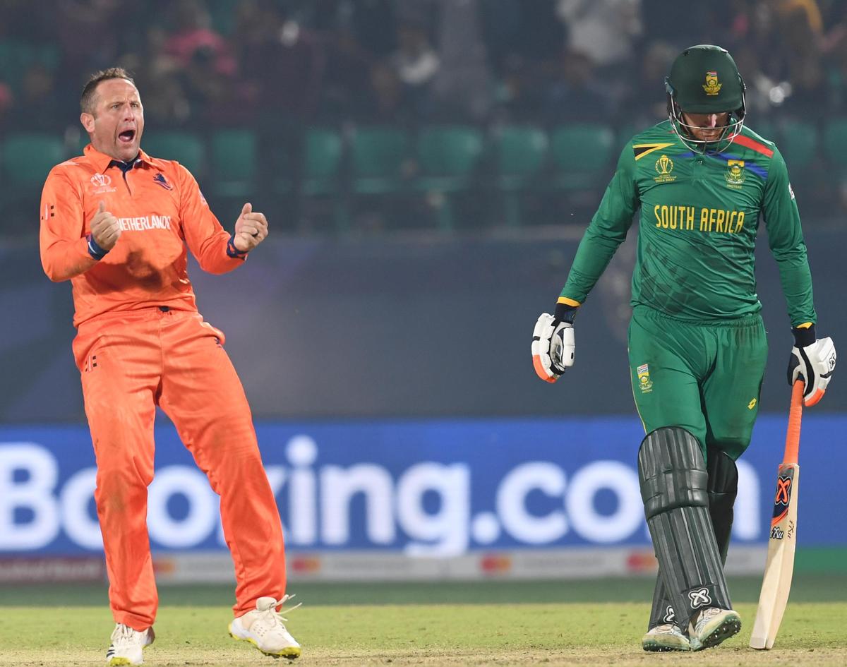 The Netherlands, led by Scott Edwards, has recalled experienced players, with Colin Ackermann, Roelof van der Merwe (in pic, left) and Timm van der Gugten all returning after a period out.