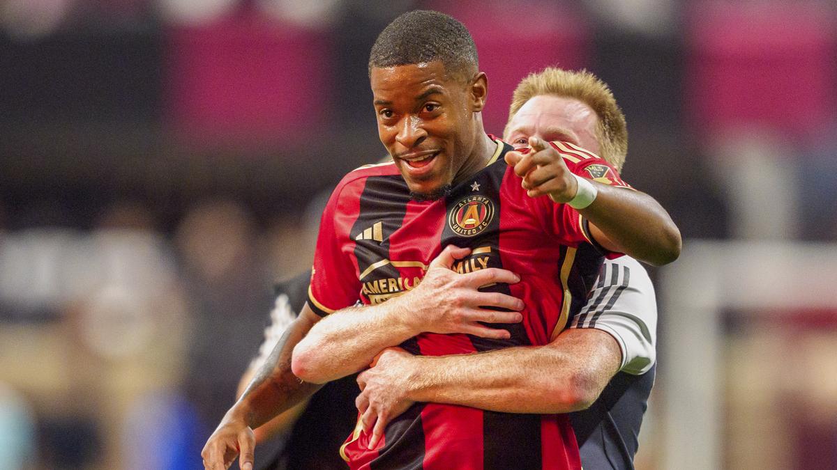 Atlanta United Stages a Late Comeback, Takes 2-1 Lead in MLS Cup Playoffs