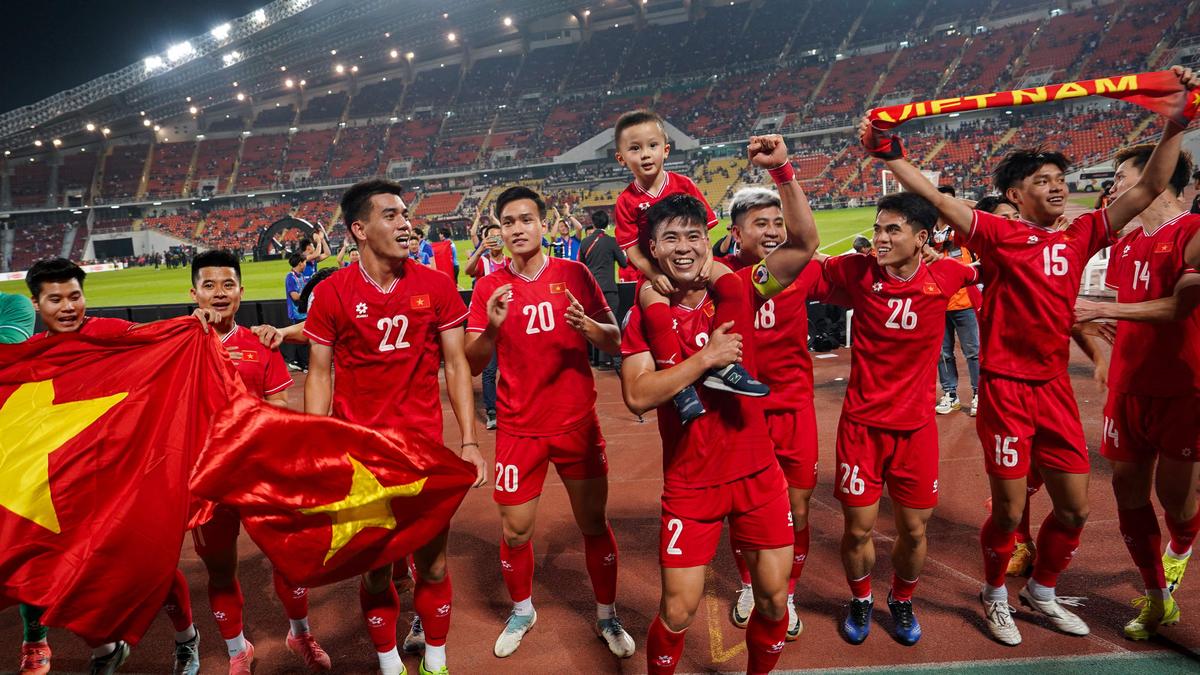 Vietnam wins thriller against Thailand to lift Asean Championship title