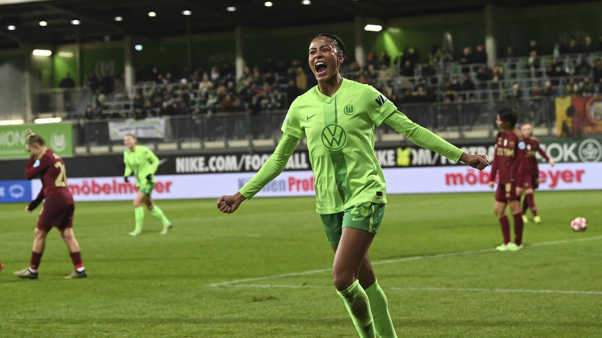 Women’s Champions League: Wolfsburg clinches quarterfinal spot after routing Roma 6-1; Chelsea maintains perfect record