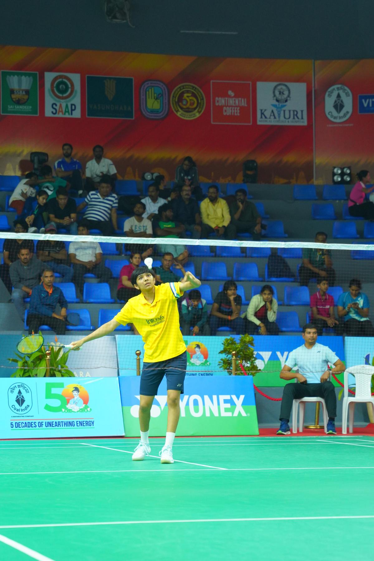 Tanvi came from a game down to end the inspired run of Maharashtra’ Shruti Mundada 18-21, 21-12, 21-15.