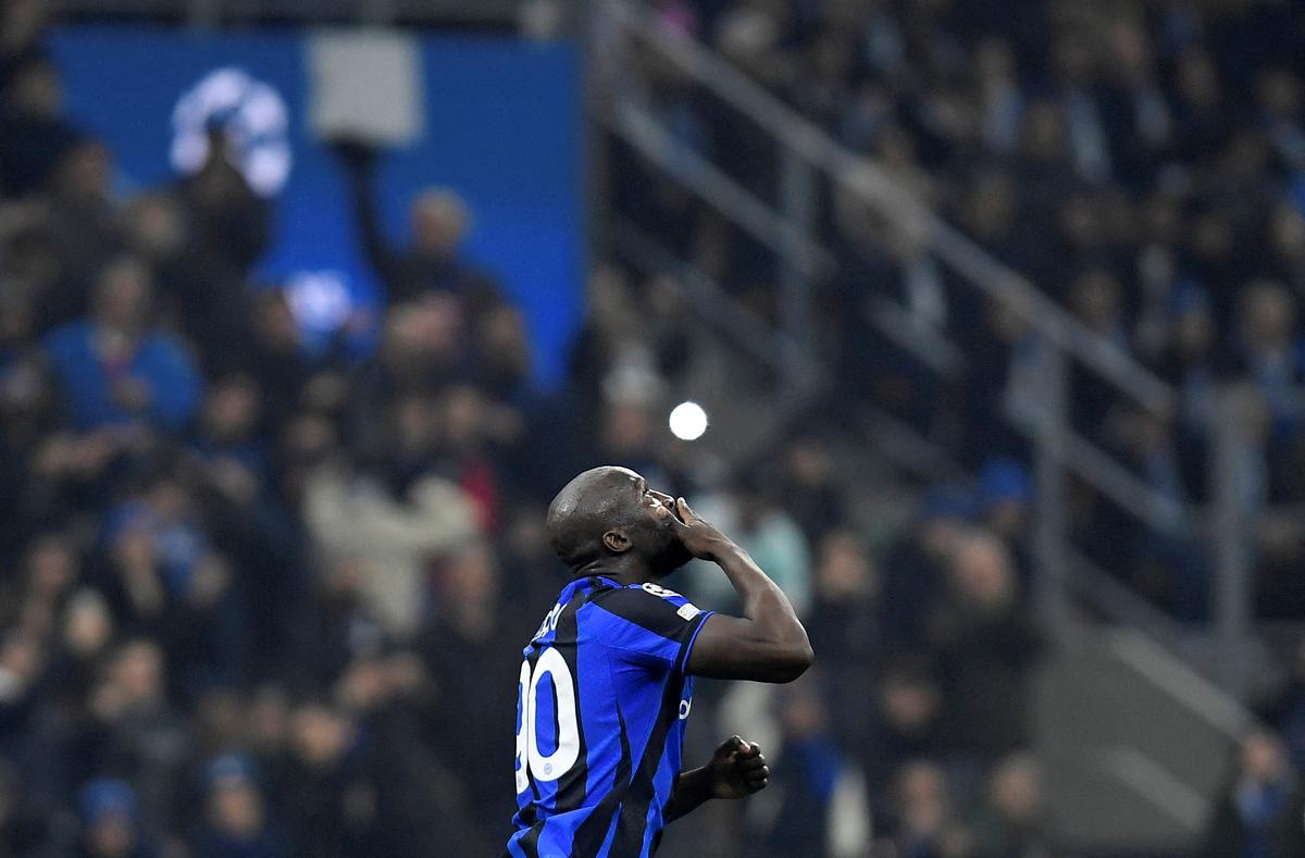 Romelu Lukaku’s solitary goal in the first leg was enough for Inter to scrape through to the next round with a 1-0 aggregate win. 