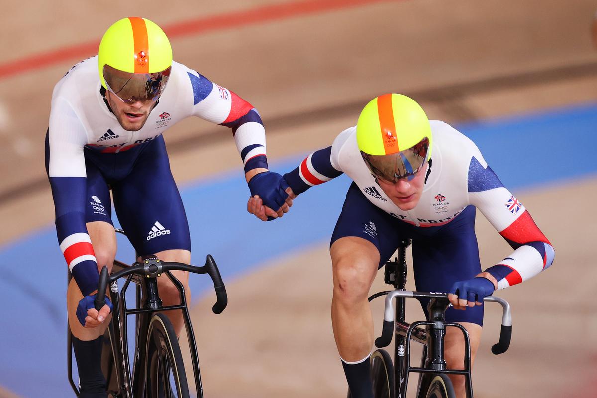 (L-R) Matthew Walls and Ethan Hayter of Great Britain in action.