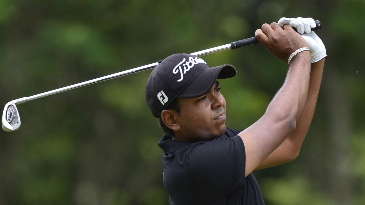 Bajaj shoots 65 with an ace, lies second in KGA Challenge