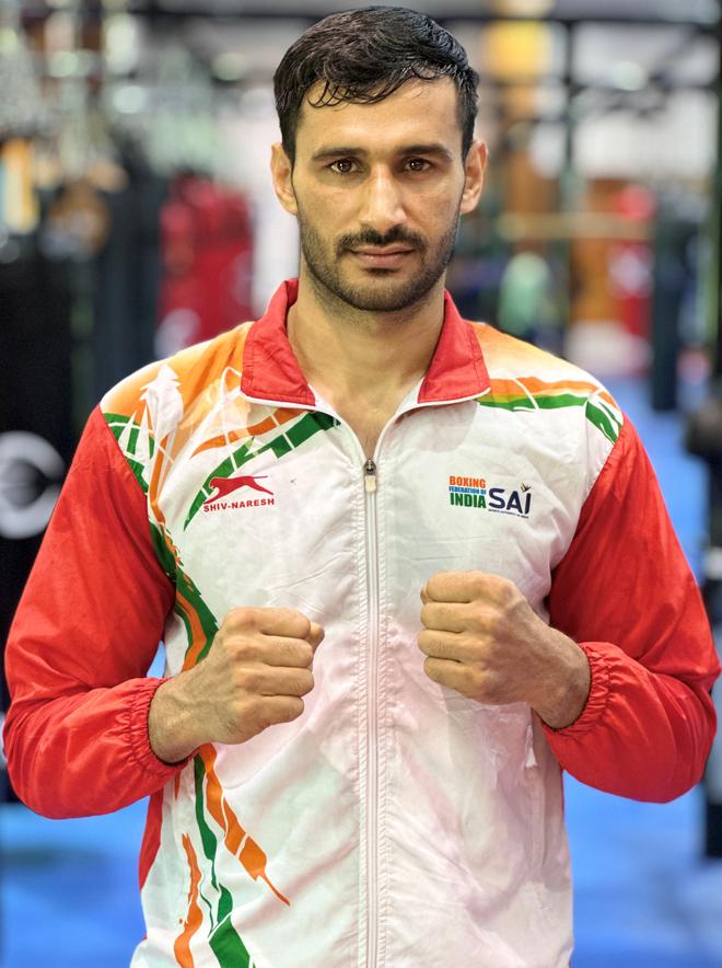 Naveen won the gold medal at the 2023 National Championships after defeating 2021 Asian Champion Sanjeet in the final.