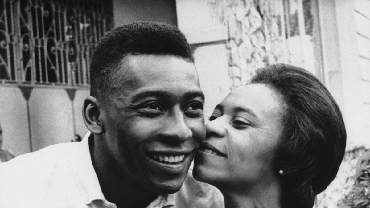 Pele’s mother, Celeste Arantes, dies at age 101 in Brazil