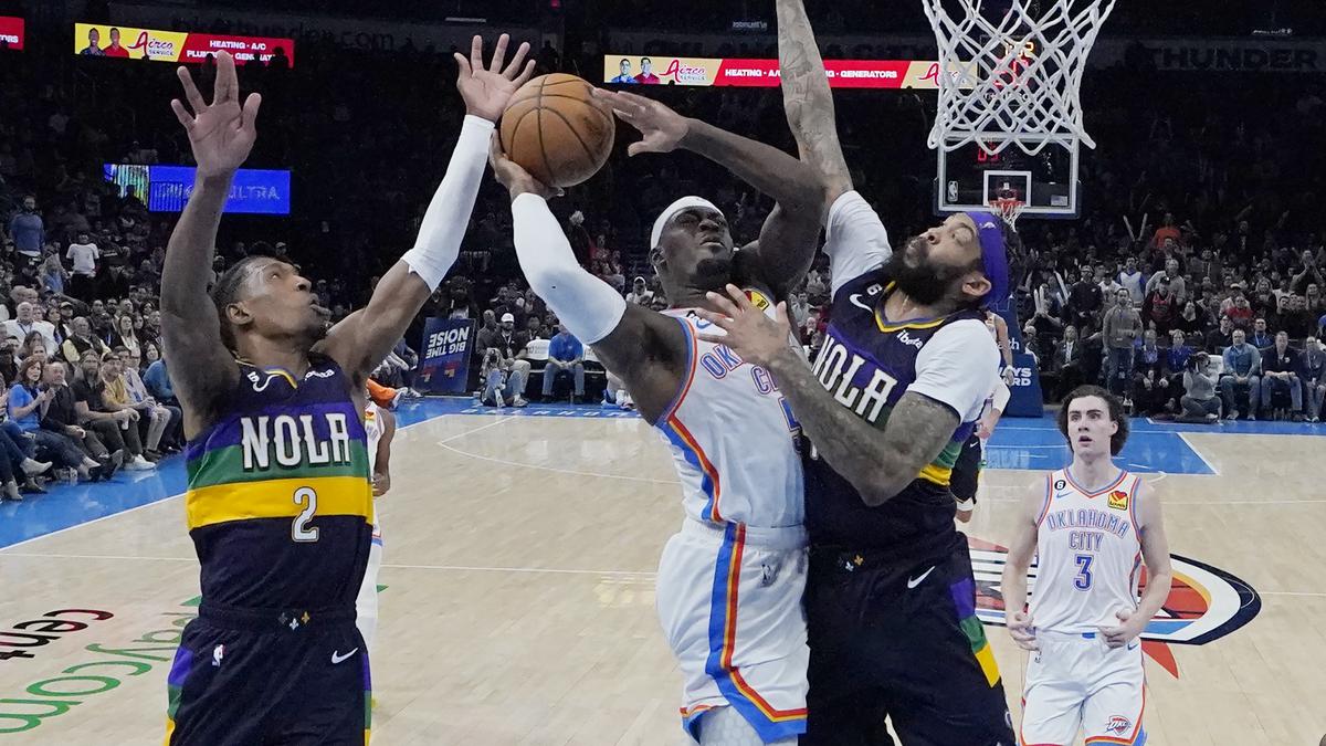 NBA: Pelicans end road woes, edges Thunder