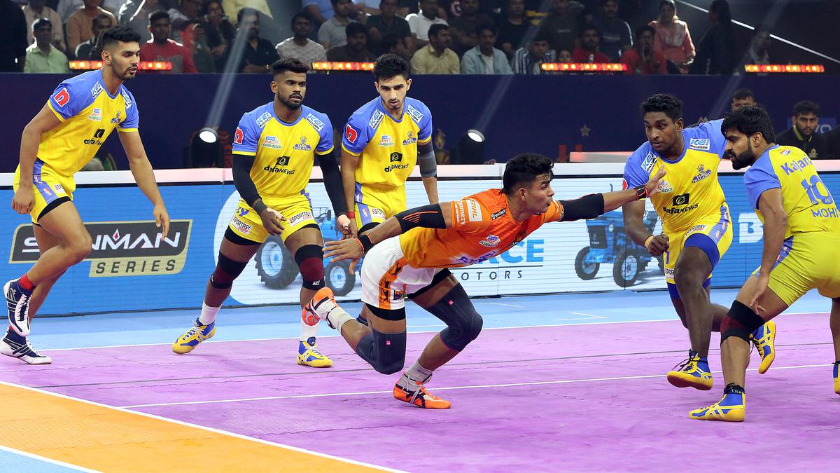 Pro Kabaddi 2022: Puneri Paltan vs Tamil Thalaivas, Semifinal 2 - Live ...