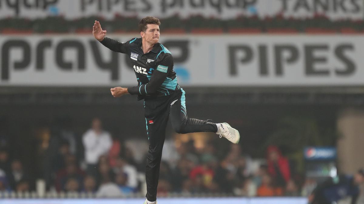 Santner currently best spinner in white-ball cricket, lucky to have him, says Daryl Mitchell