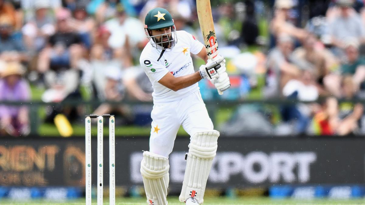 PAK vs SA: Maharaj, Linde strike; Pakistan takes 200-run lead on third day