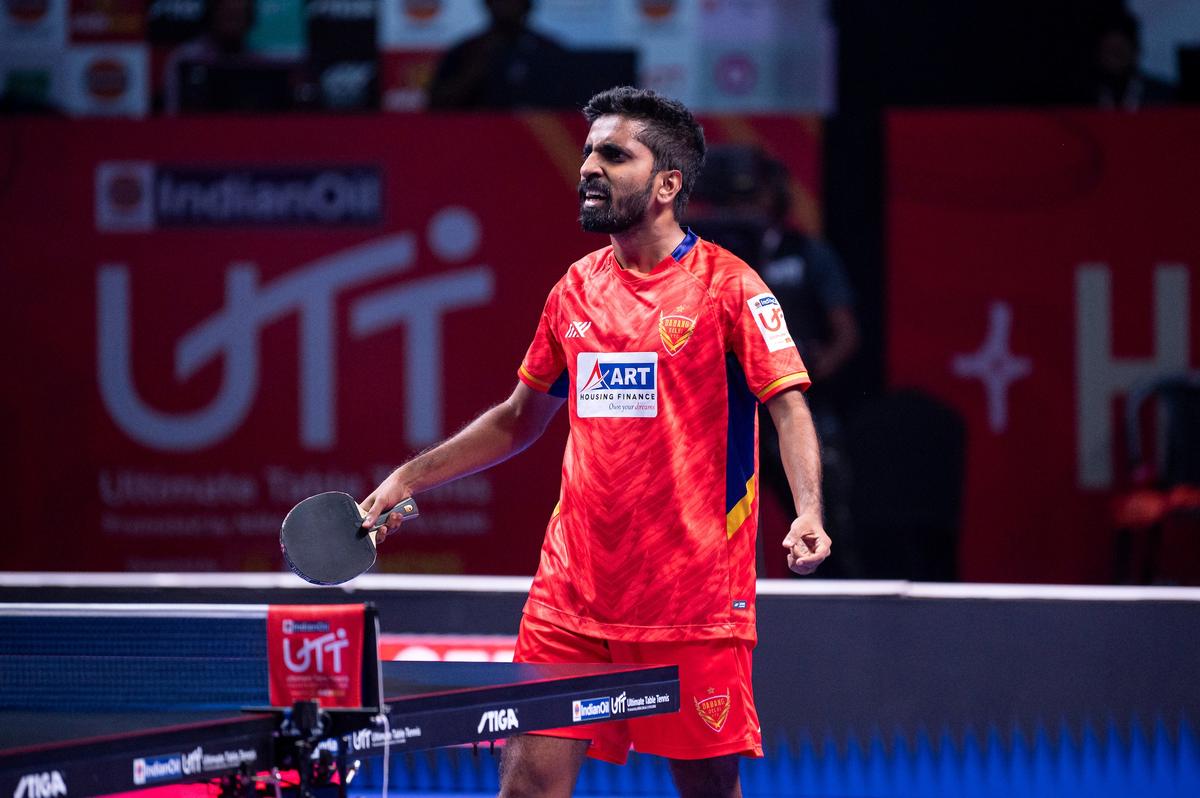 Dabang Delhi’s Sathiyan G did indeed bring the tie back for his franchise to 6-6 after handing a 3-0 loss to Jeet Chandra. 