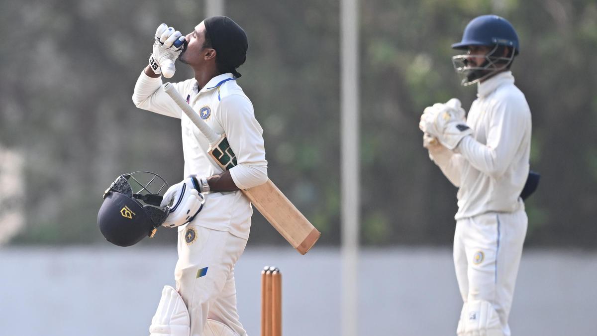 Ranji Trophy 2025-26: Hardened Kunnummal ends arduous wait for fifth FC hundred
