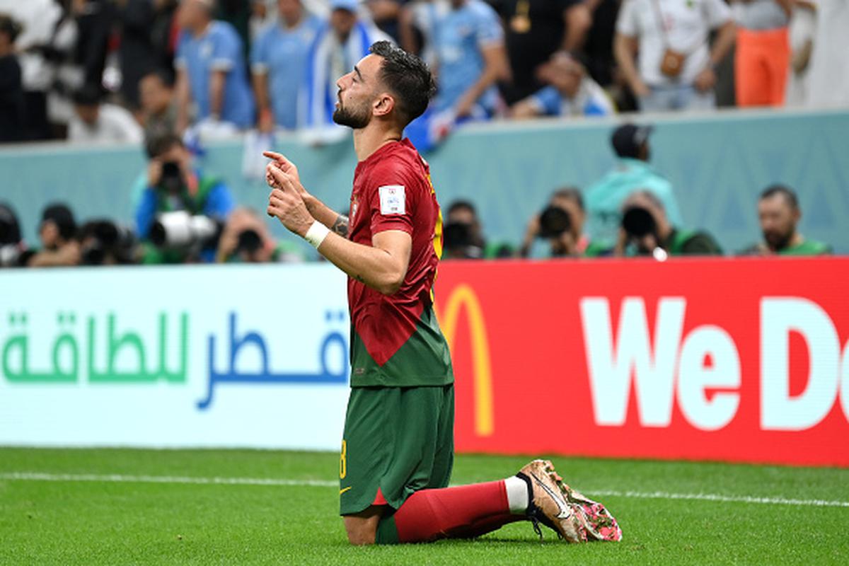 World Cup 2022: Portugal vs Uruguay halted as pitch invader storms