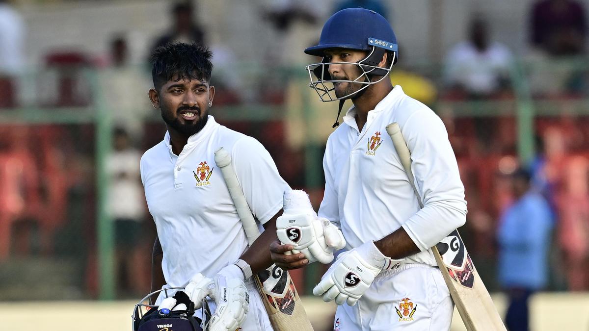 LIVE, Day 4: Karnataka vs Jammu & Kashmir, Ranji Trophy Final 2026: KAR pins hopes on Mayank, Kruthik, trails by 364 runs