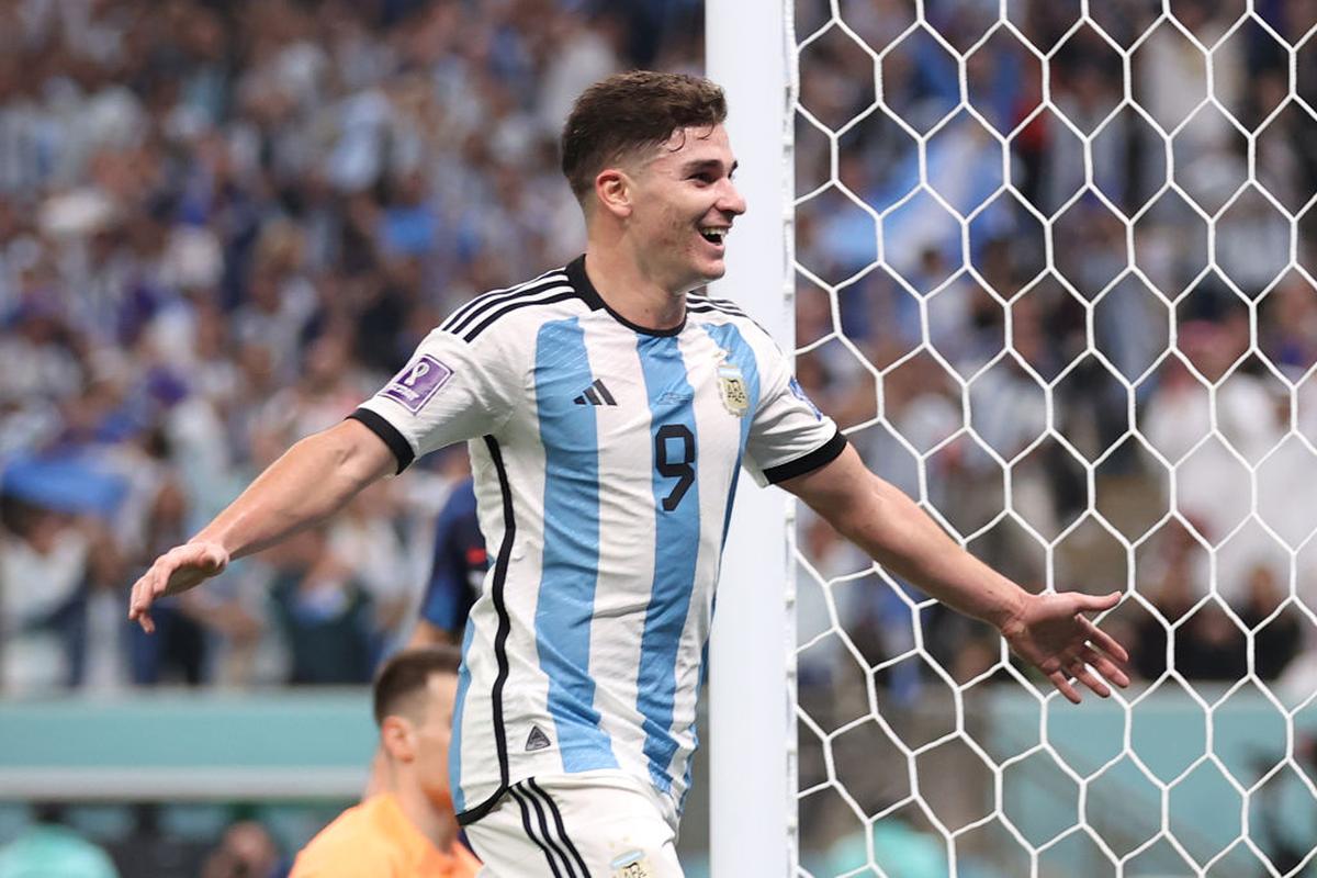 Messi Alvarez Star In Argentina S 3 0 Win Against Croatia In Fifa