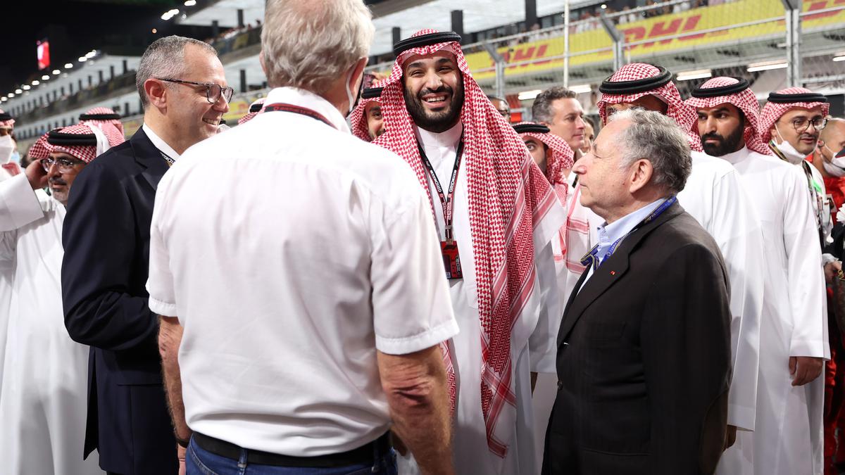 من الفورمولا 1 إلى CR7 ، فورة التسوق الرياضية الغنية بالنفط في المملكة العربية السعودية