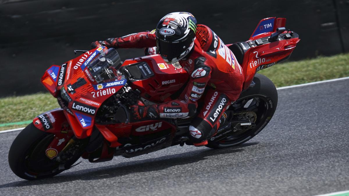 Italian MotoGP, Mugello: Bagnaia wins sprint, Martin crashes after ...