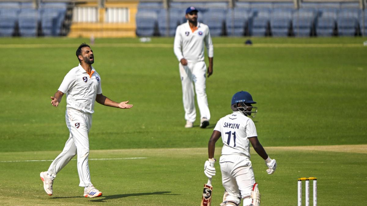 Auqib Nabi: Will choose skill over speed