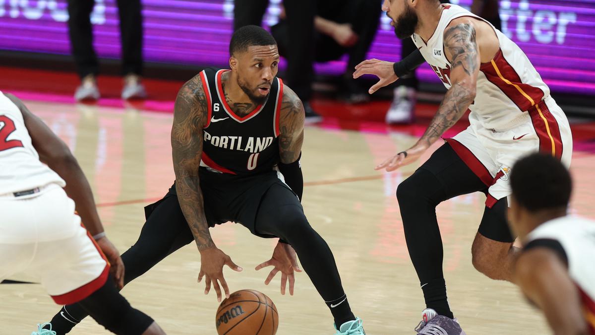 The Miami Heat, as expected, are expected to sign FA F Kelly Oubre Jr. if  they do eventually trade for PG Damian Lillard [via…