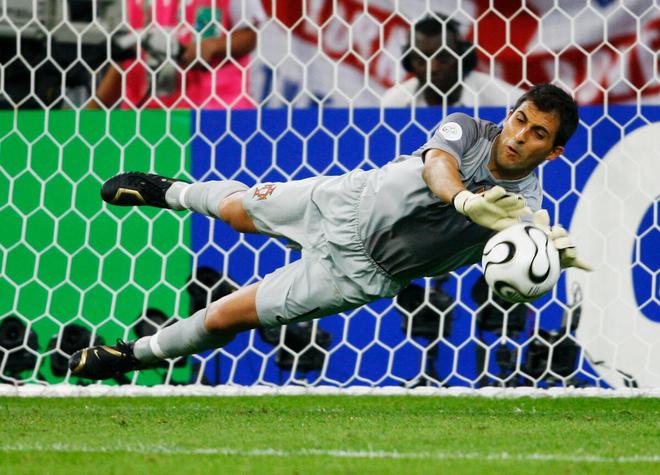 FILE PHOTO: Portugal's goalkeeper Ricardo saves England's Frank Lampard's penalty kick during the 2006 FIFA World Cup quarter-final match at the Gelsenkirchen Stadium July 1, 2006 in Gelsenkirchen, Germany. 