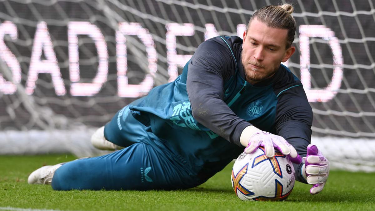 Man United vs Newcastle: Howe urges Karius to take second chance in Carabao Cup final