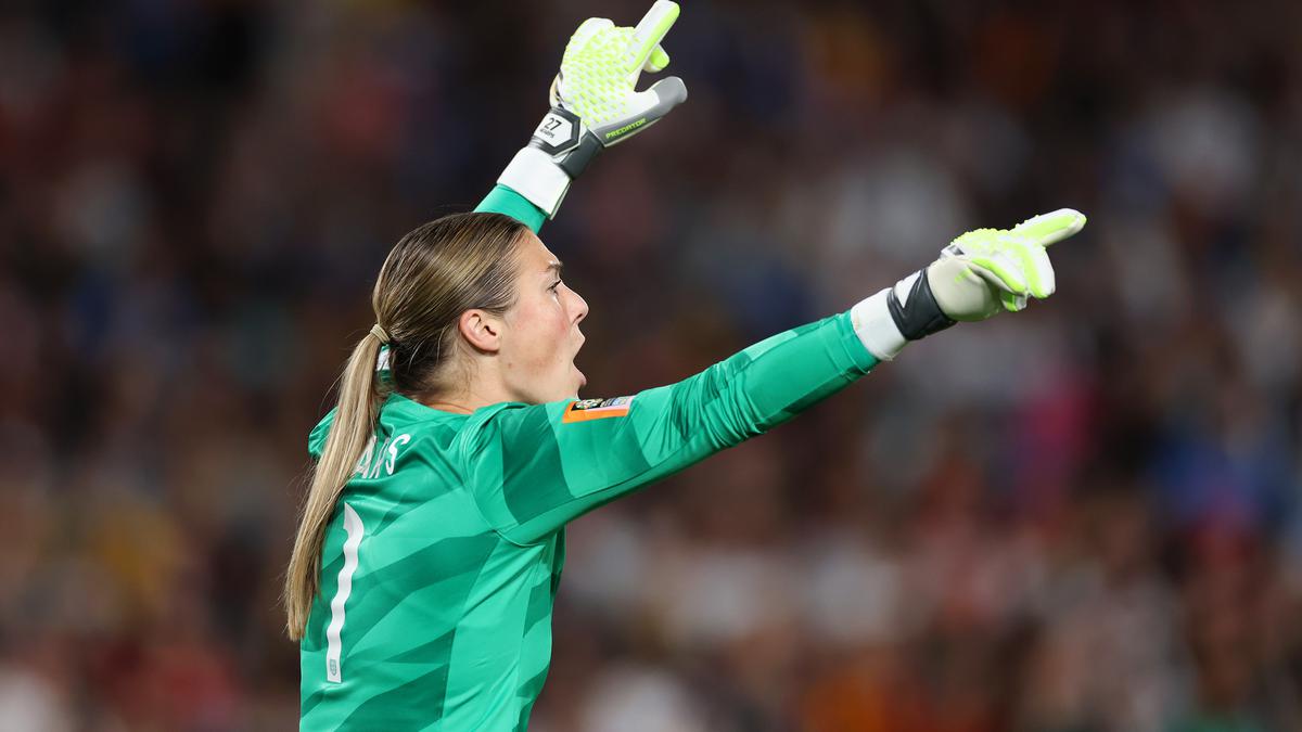 Who Is Mary Earps, The England Goalkeeper Who Saved Spain’s Penalty In ...