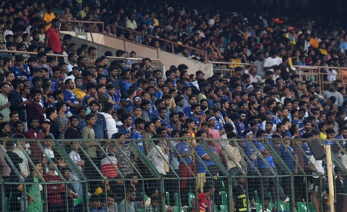 Crowd at Jawaharlal Nehru Stadium in Chennai.