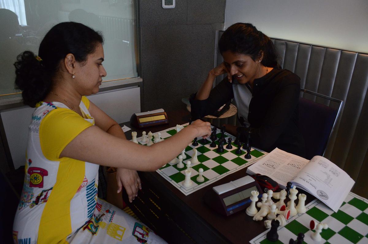 Gukesh, Erigaisi are very strong players: chess legend Anand - Sportstar