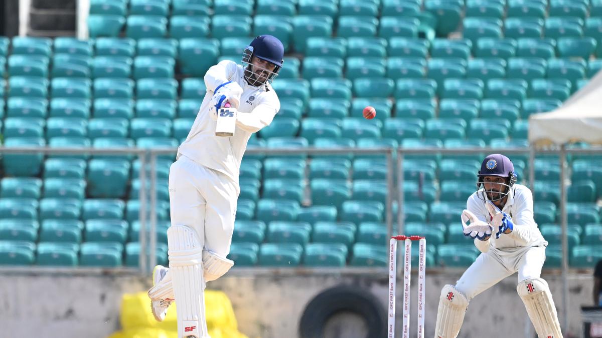 Ranji Trophy Live Score Day 4 Round 6: Kerala needs 335 runs to beat MP; Tamil Nadu in control vs Chandigarh