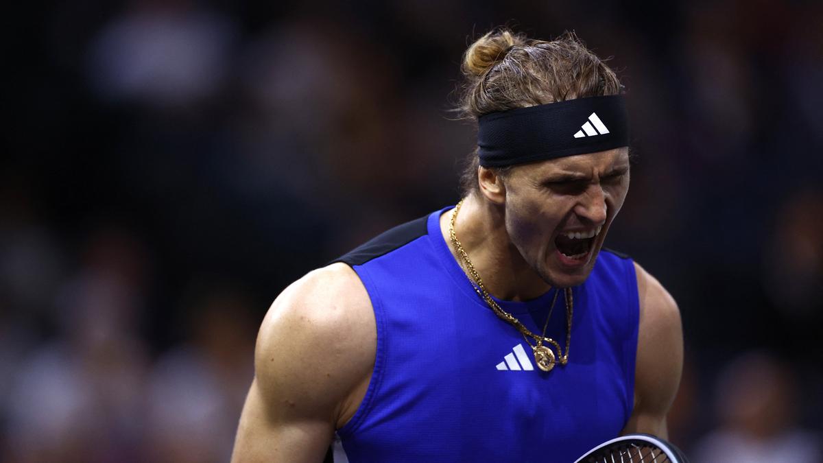 Paris Masters 2024 Zverev beats Tsitsipas in straight sets to book