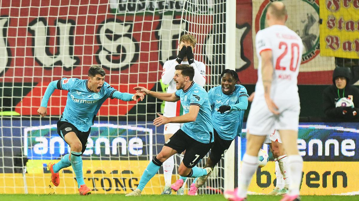 Bundesliga: Palacios Last-gasp Goal Keeps Leverkusen Clear At The Top ...