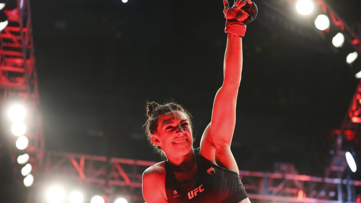 UFC Fight Night, Mackenzie Dern vs Angela Hill LIVE streaming info: Preview, stats, full fight cards, when and where to watch UFC Vegas 73?