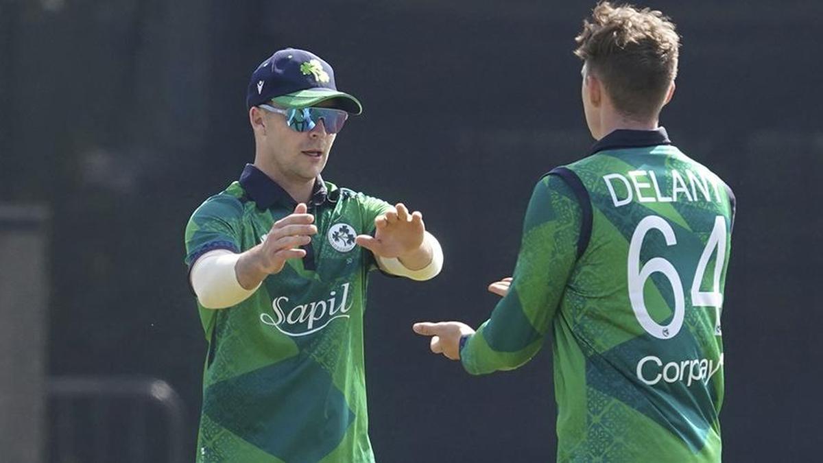 UAE vs IRE, 1st T20I Live Score: Ireland 38/2 inside PowerPlay against UAE