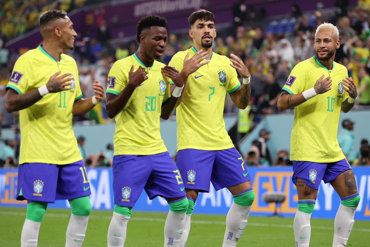 Brazil Routs South Korea on Vinicius, Neymar Goals (Highlights) - Sports  Illustrated
