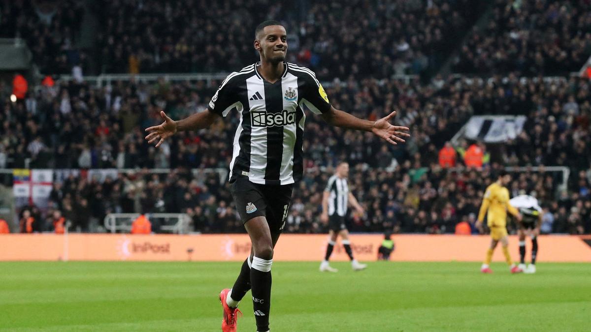 Premier League 2024-25 roundup: Isak fires Newcastle into top four, Moyes begins second Everton stint with loss