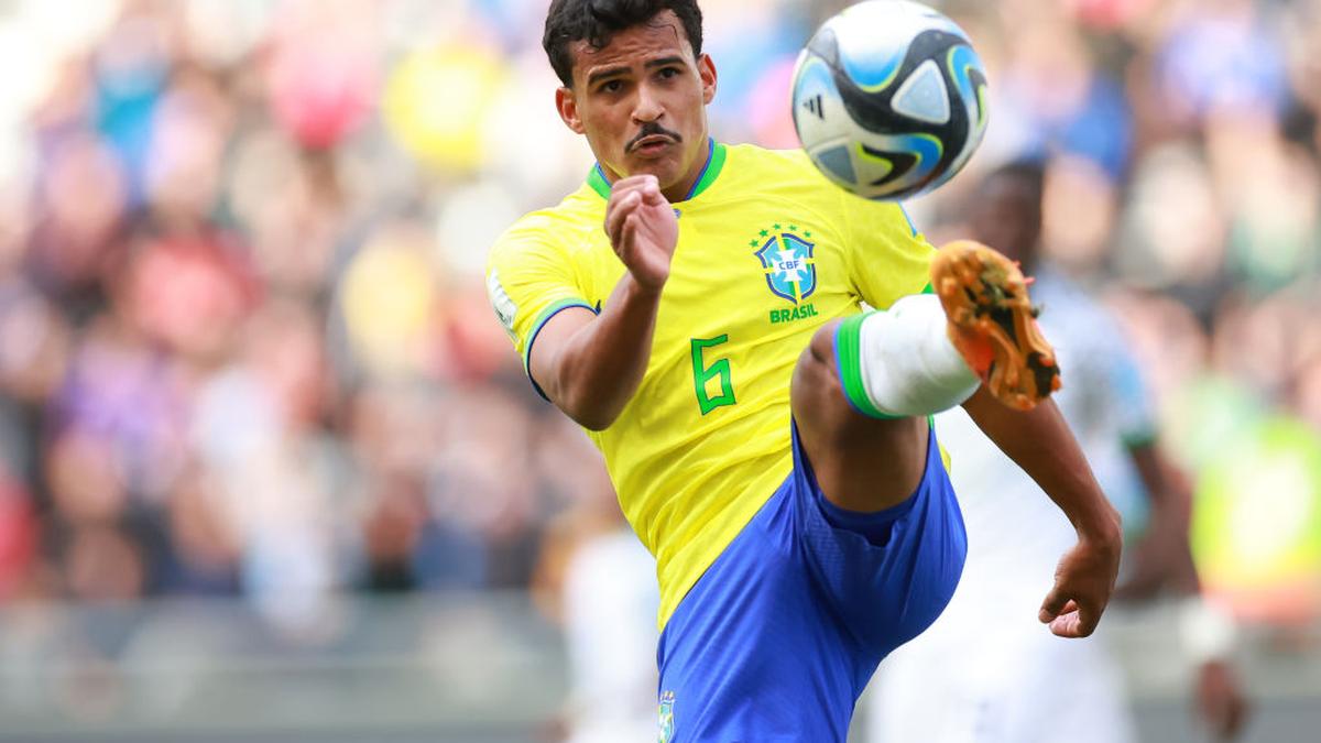 Seleção Brasileira para preparação para a Copa do Mundo FIFA de 2026 – Kaiki substitui o lesionado Alex Sandro