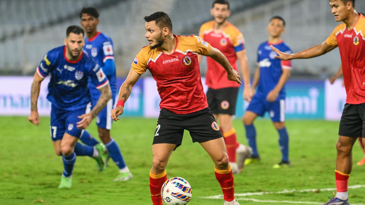 ISL 2024-25: Late Chhetri strike dashes East Bengal’s play-off dreams in 1-1 draw against Bengaluru FC