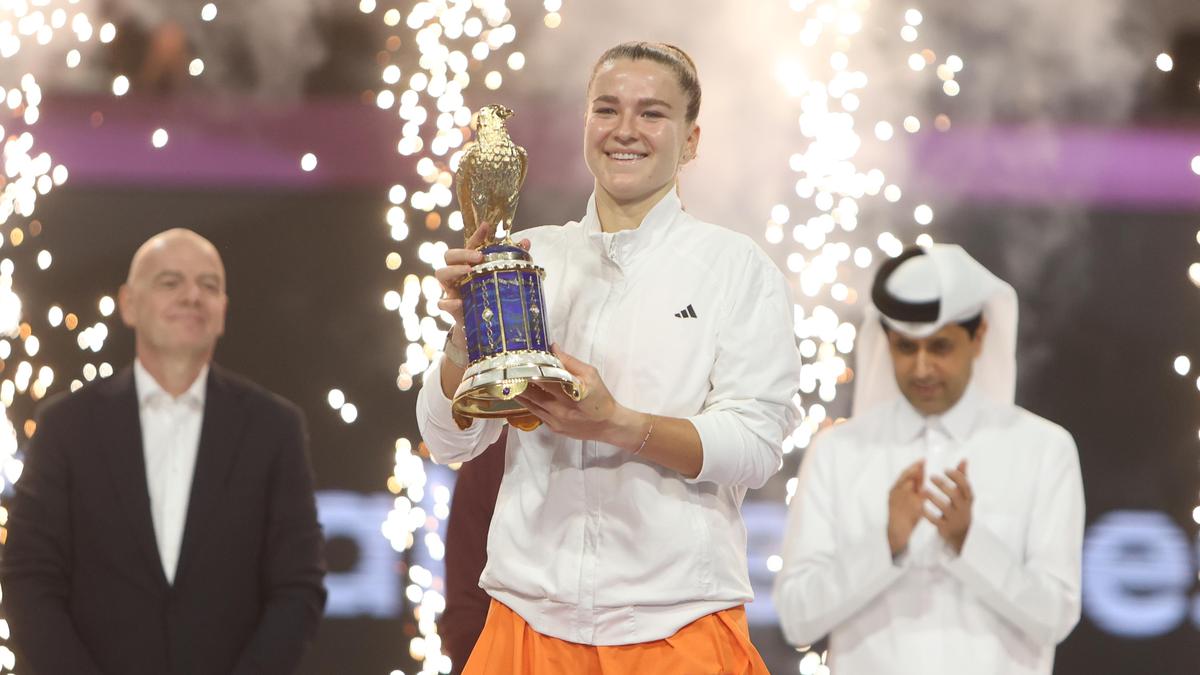 Resurgent Muchova beats Mboko in Qatar final to end title drought