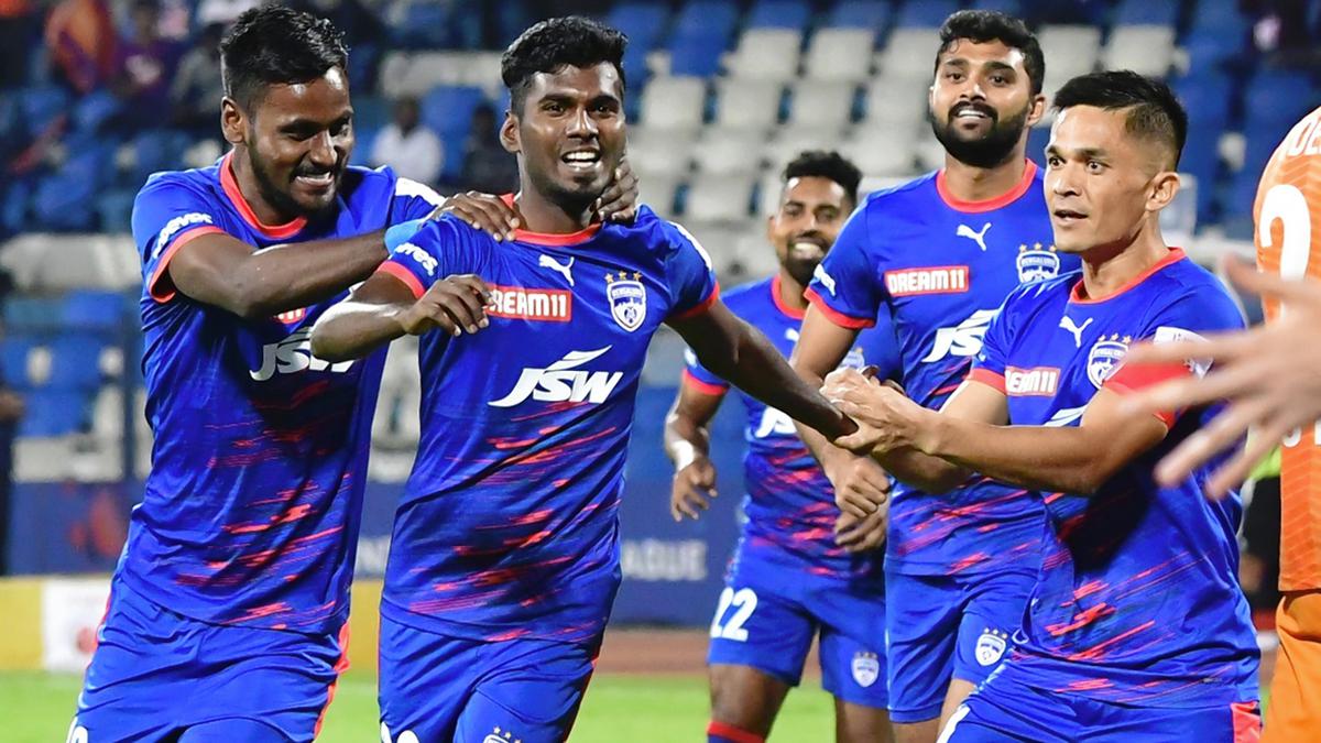 ISL 2023-24: Substitute Sivasakthi hero with the late winner as Bengaluru FC edges past Hyderabad